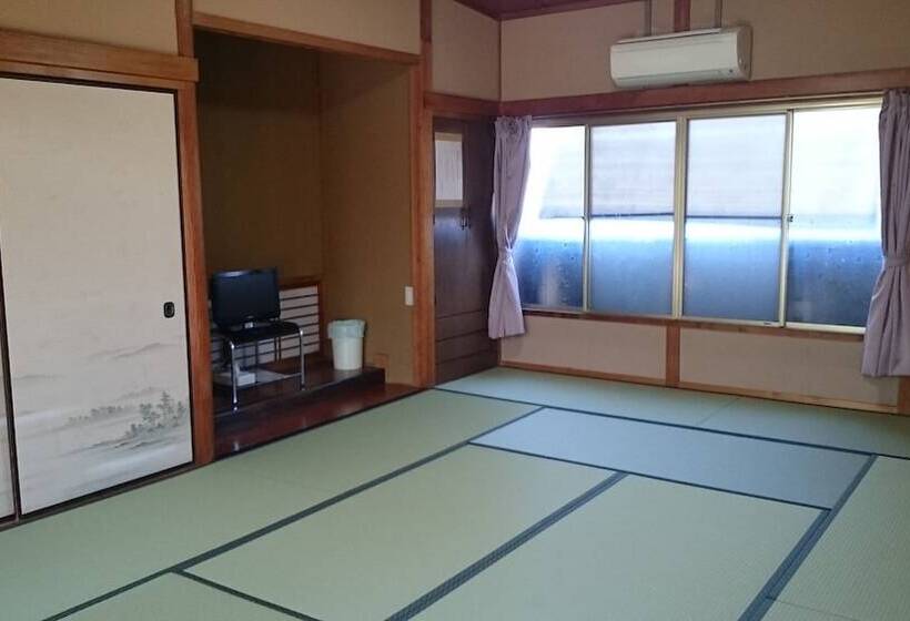 펜션 Minshuku Hikosukeso