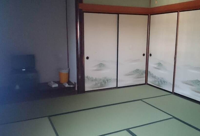 펜션 Minshuku Hikosukeso