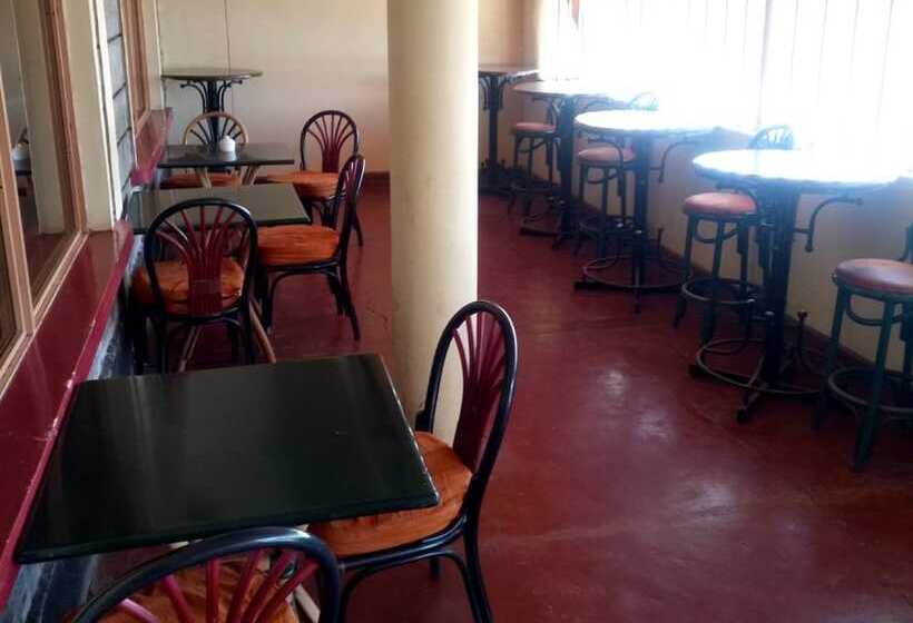 پانسیون Paleos Restaurant