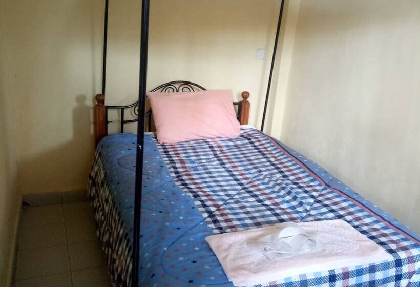 پانسیون Paleos Restaurant