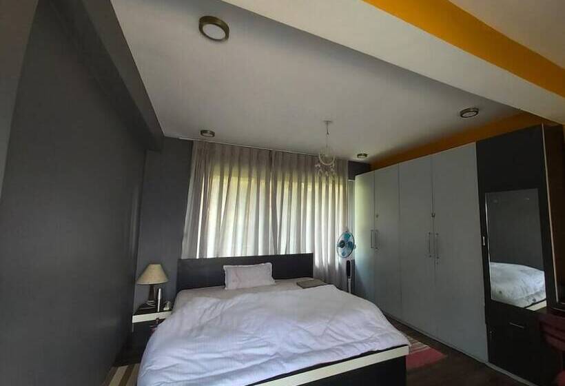 پانسیون Under The Fog