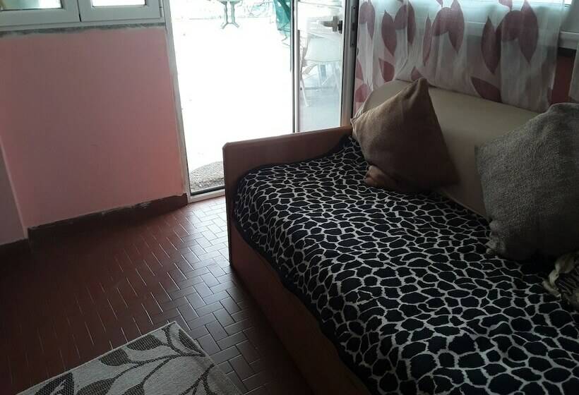 펜션 Room In Guest Room Valle Degli Ulivi Liguria, Italia