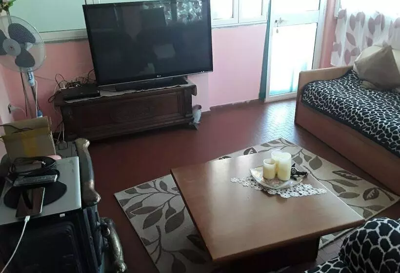 ペンション Room In Guest Room   Valle Degli Ulivi   Liguria, Italia