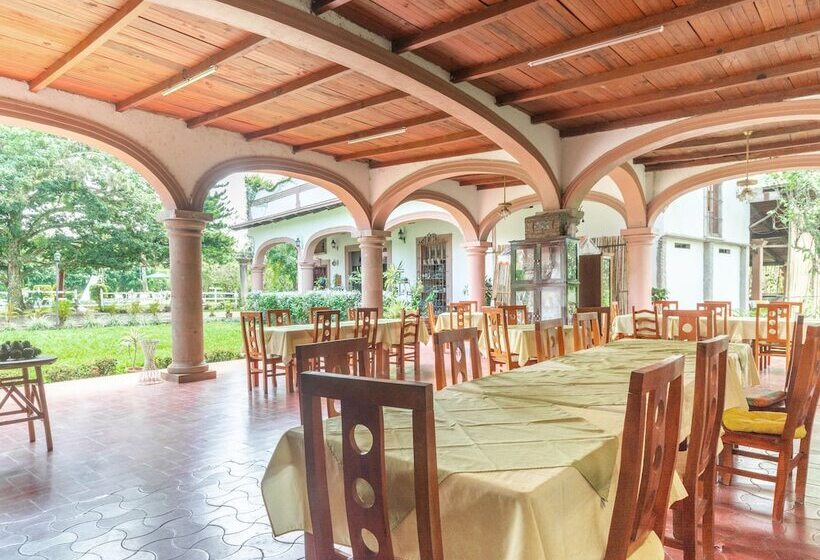 Rancho Hotel El Carmen