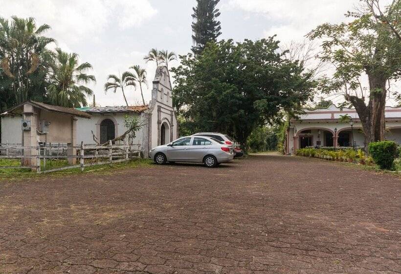 Rancho Hotel El Carmen