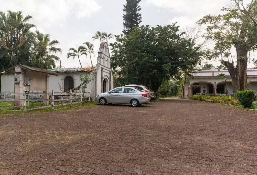 Rancho Hotel El Carmen