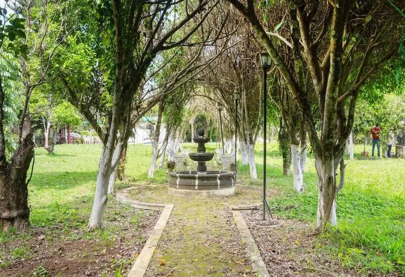 Rancho Hotel El Carmen