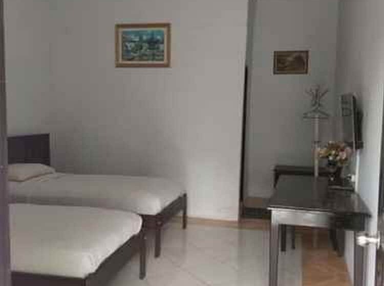 Reddoorz @ Hotel Kusu Kusu