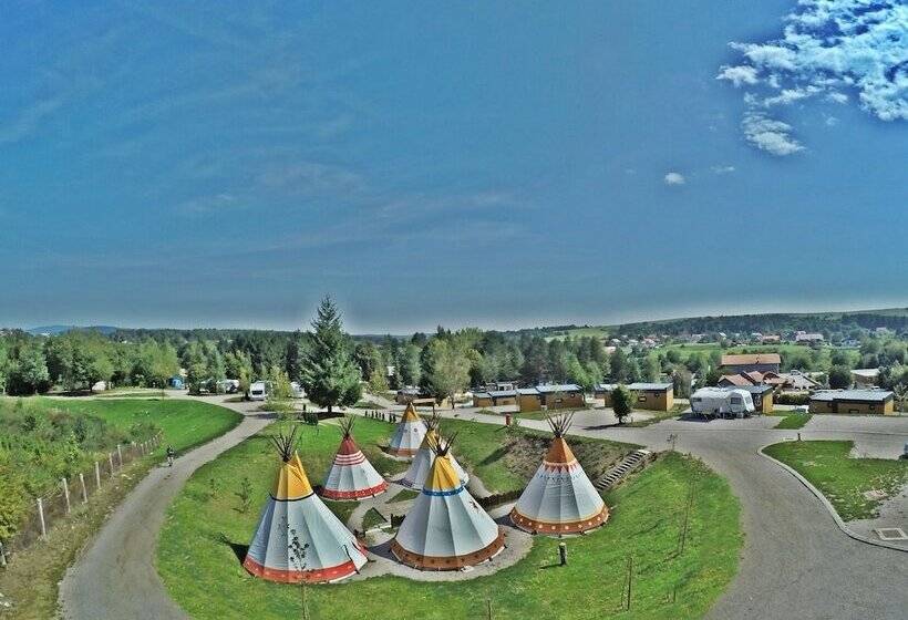 渡假胜地  Indian Village Tipi Tent