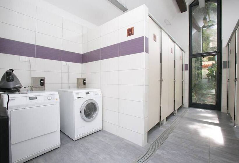 渡假胜地  Indian Village Tipi Tent