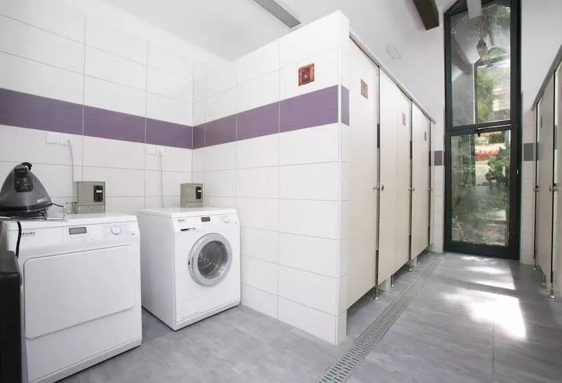 Lomakeskus Indian Village Tipi Tent