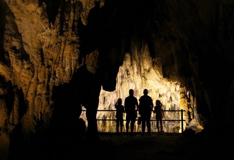 渡假胜地  Indian Village Tipi Tent