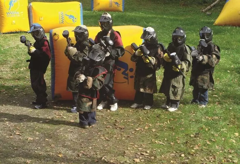 Lomakeskus Indian Village Tipi Tent