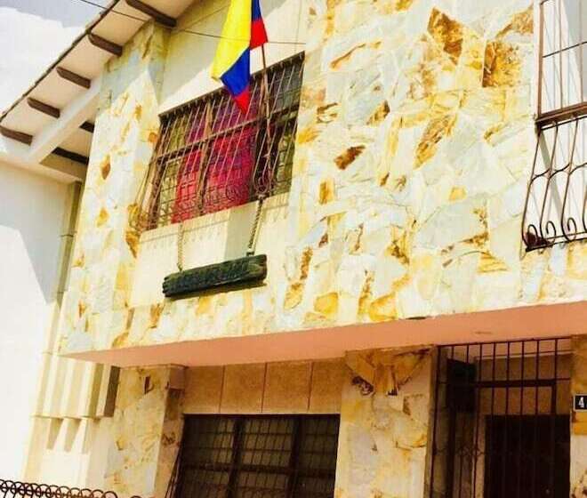 Общежитие Casa Del Farol