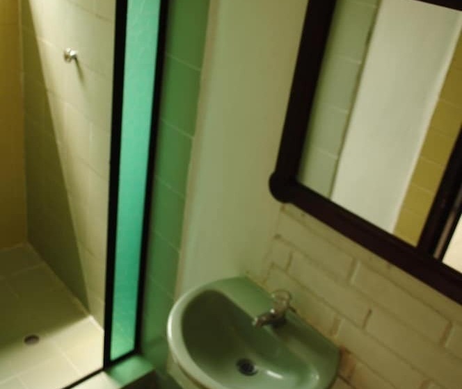 Общежитие Casa Del Farol