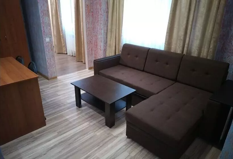 Apart Hotel Yantar