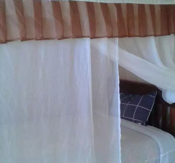 تختخواب و صبحانه Check Point Guest House