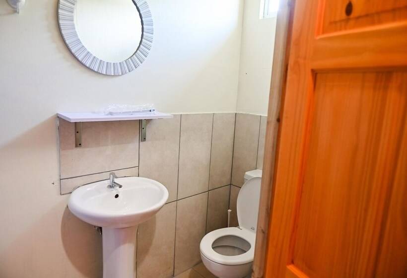 تختخواب و صبحانه Traum House