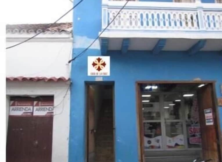 Casa De La Cruz   Hostel