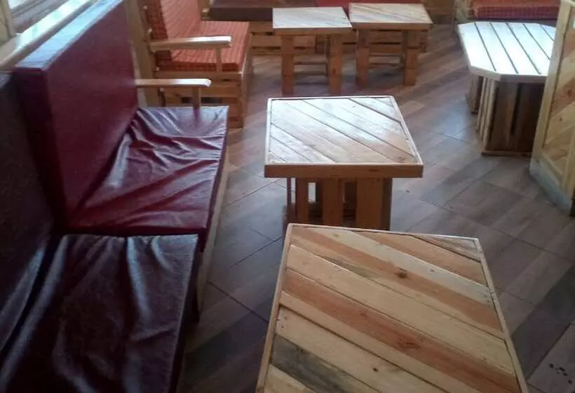 Escarpment Motel   Adults Only