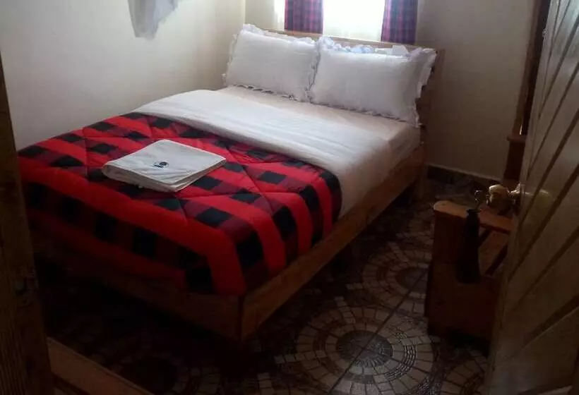 Escarpment Motel   Adults Only