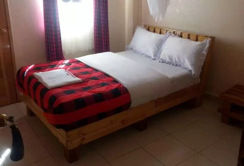 Escarpment Motel   Adults Only