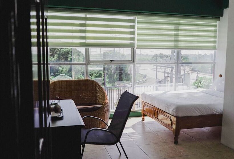 בית מלון כפרי 2428 Suites