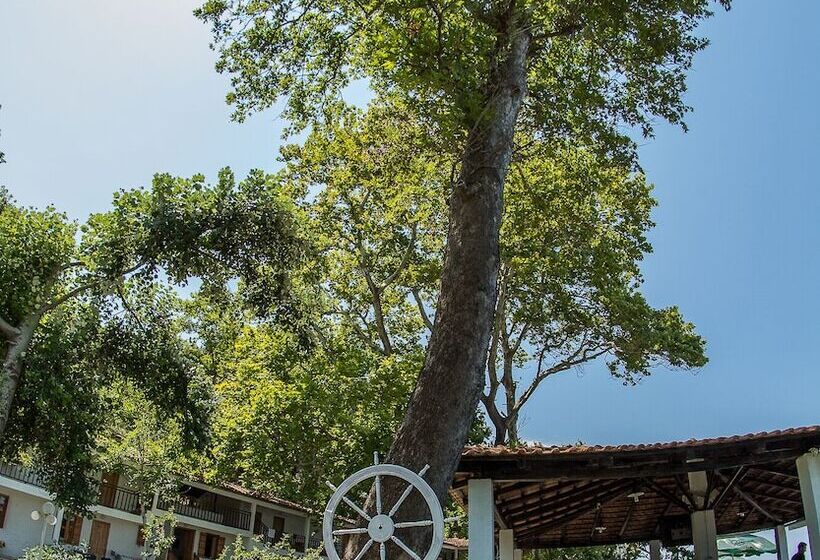 Отель Aqua Rossa