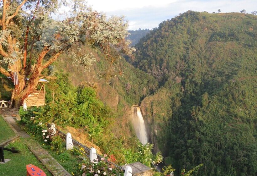 בית מלון כפרי Bordones