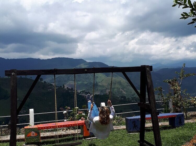 בית מלון כפרי Bordones