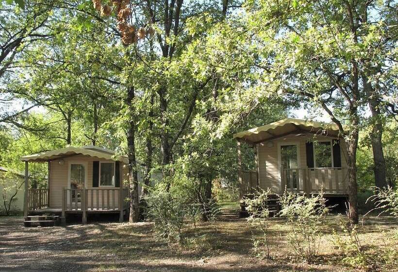 فندق Camping Les Bonnets