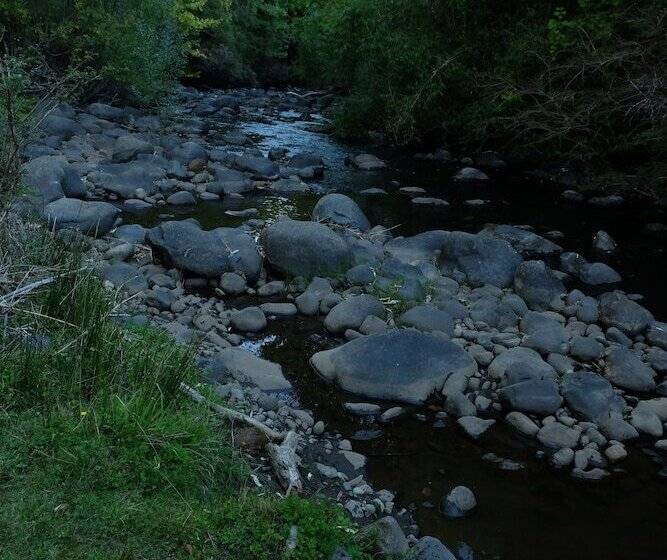 ホテル Entre Pampa Y Bosque