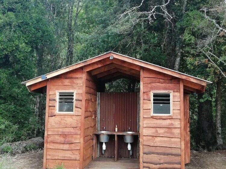 ホテル Entre Pampa Y Bosque