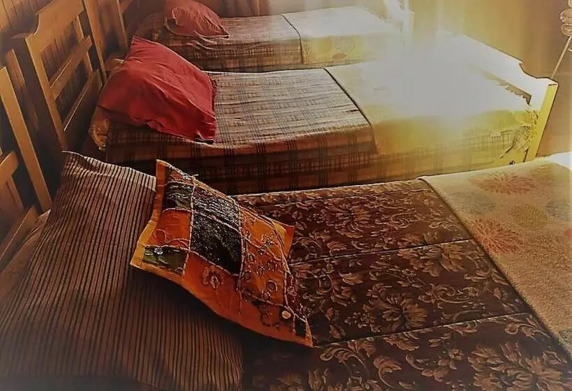 Hotelli Hostal Casona Del Cerro