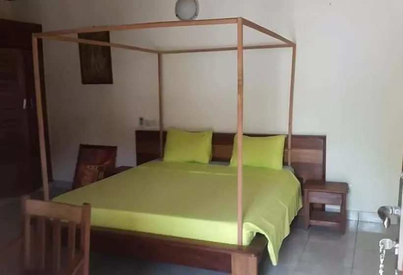 هتل Hôtel La Flotte