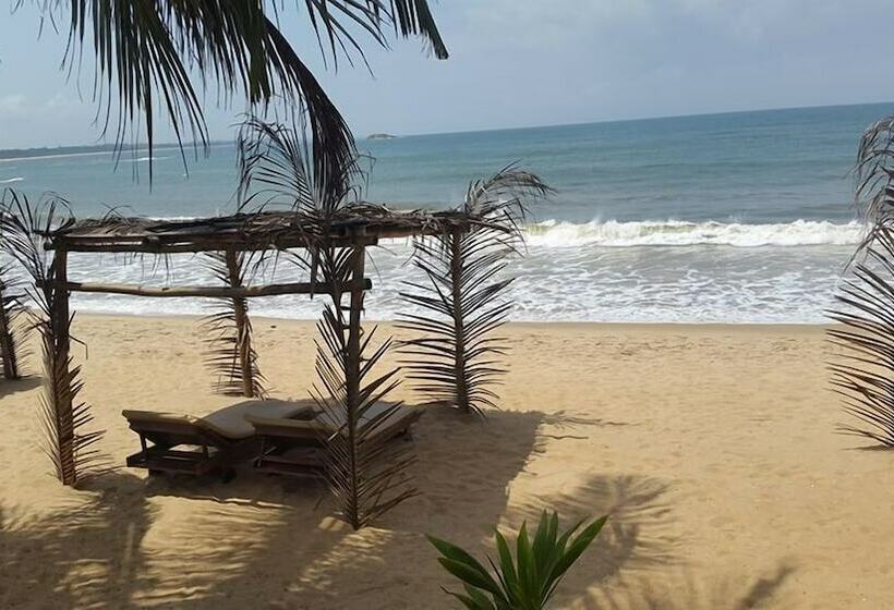 هتل Hôtel La Flotte