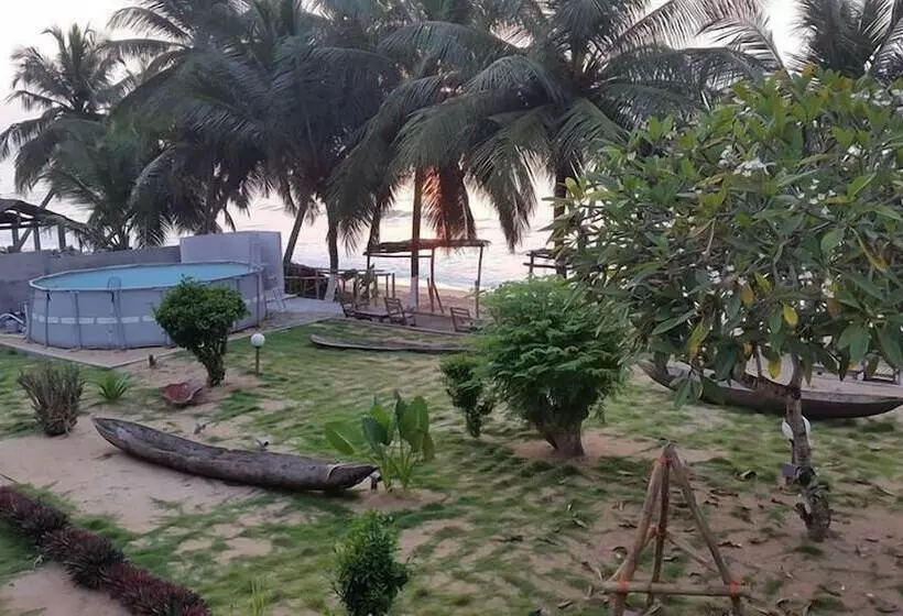 هتل Hôtel La Flotte