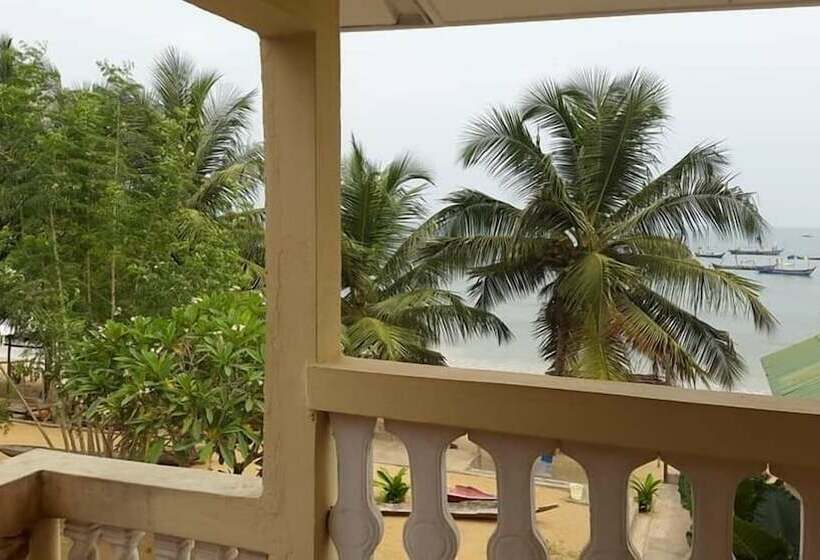 هتل Hôtel La Flotte