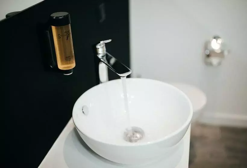 Juststay Ratingen Hotel & Apartments