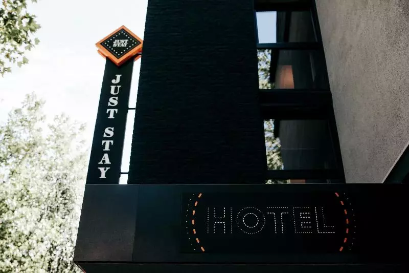 Juststay Ratingen Hotel & Apartments