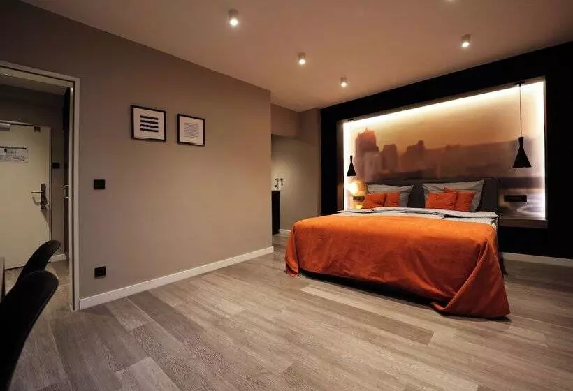 Juststay Ratingen Hotel & Apartments