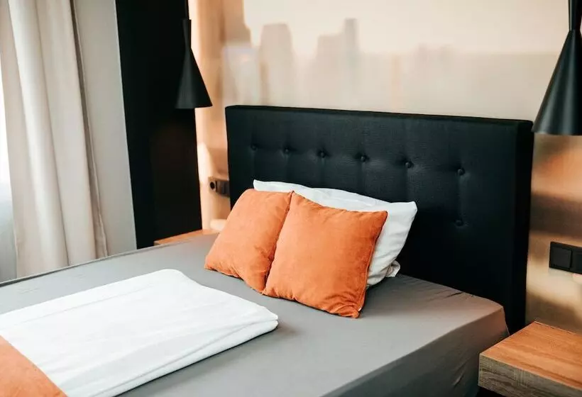 Juststay Ratingen Hotel & Apartments