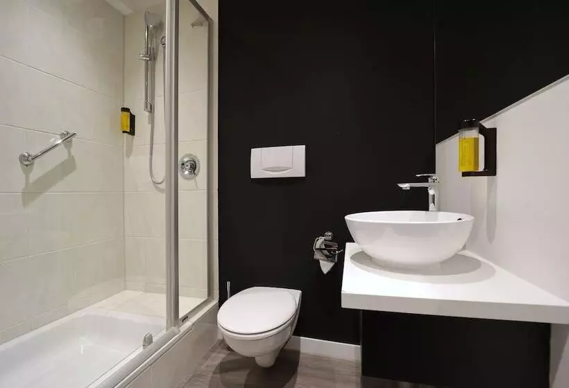 Juststay Ratingen Hotel & Apartments