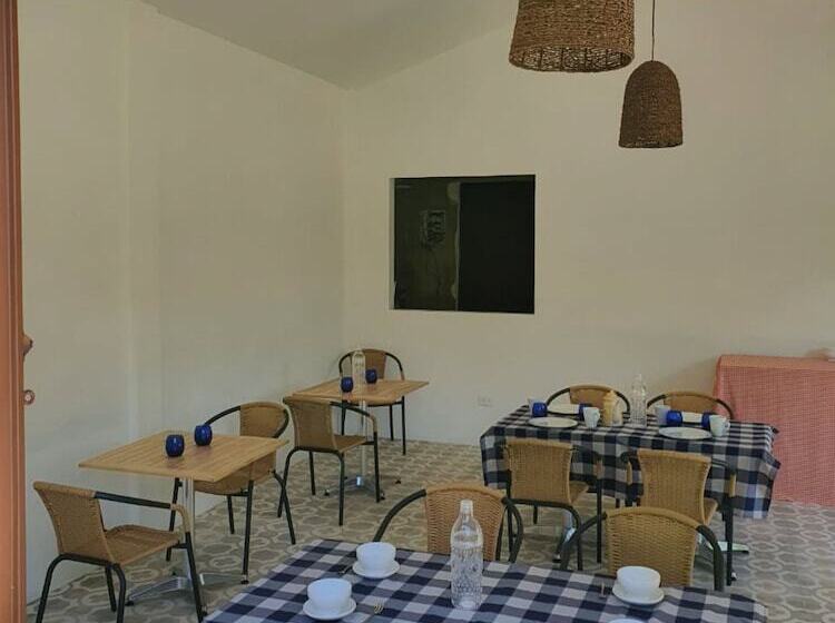 בית מלון כפרי La Frontera