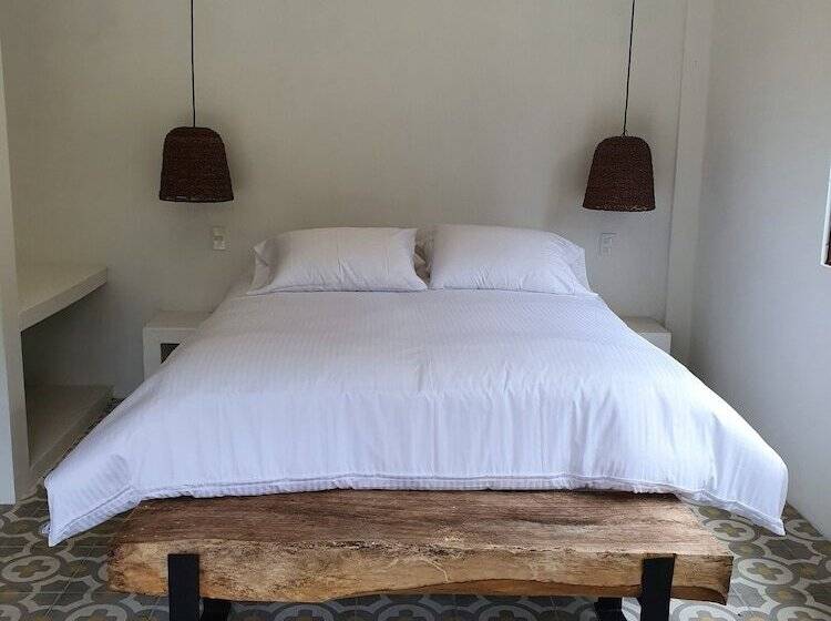 בית מלון כפרי La Frontera