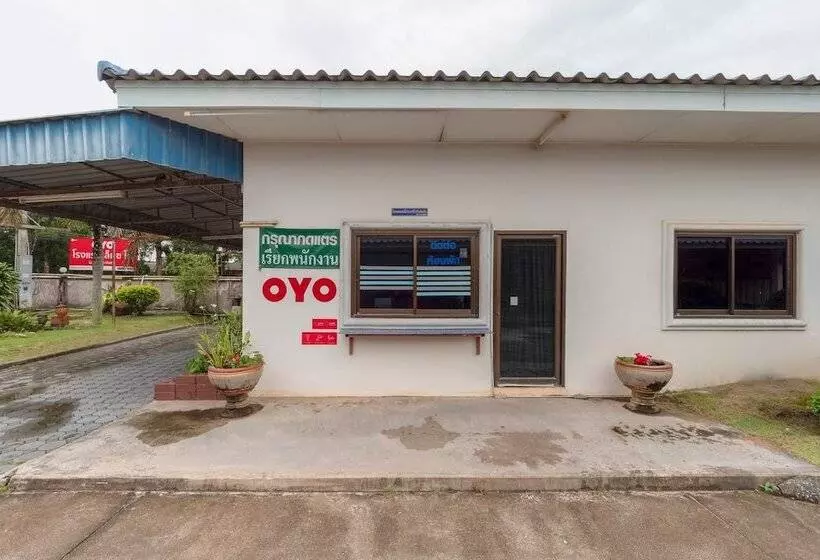 ホテル Oyo 764 Lets Go