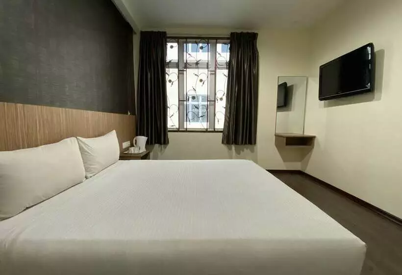 Hotelli Oyo 89752 7 Days Express