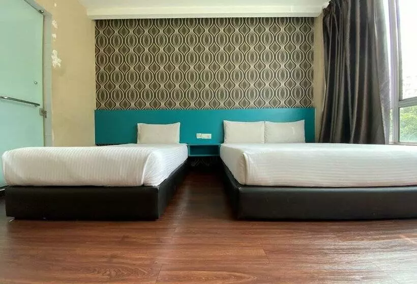 Hotelli Oyo 89752 7 Days Express