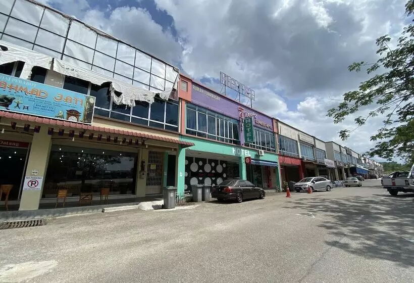 Hotelli Oyo 89752 7 Days Express