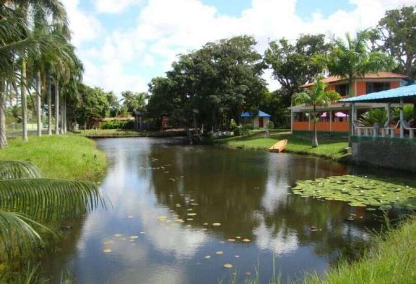 ホテル Pousada Liberdade